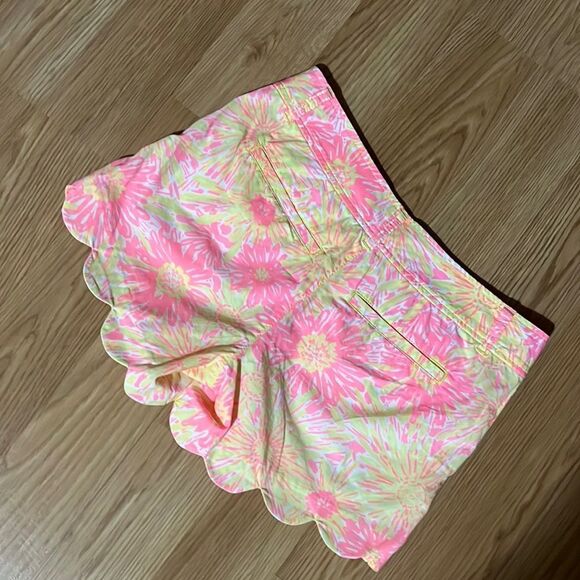 Lilly Pulitzer Pink and Yellow Floral Shorts - Picture 7 of 8
